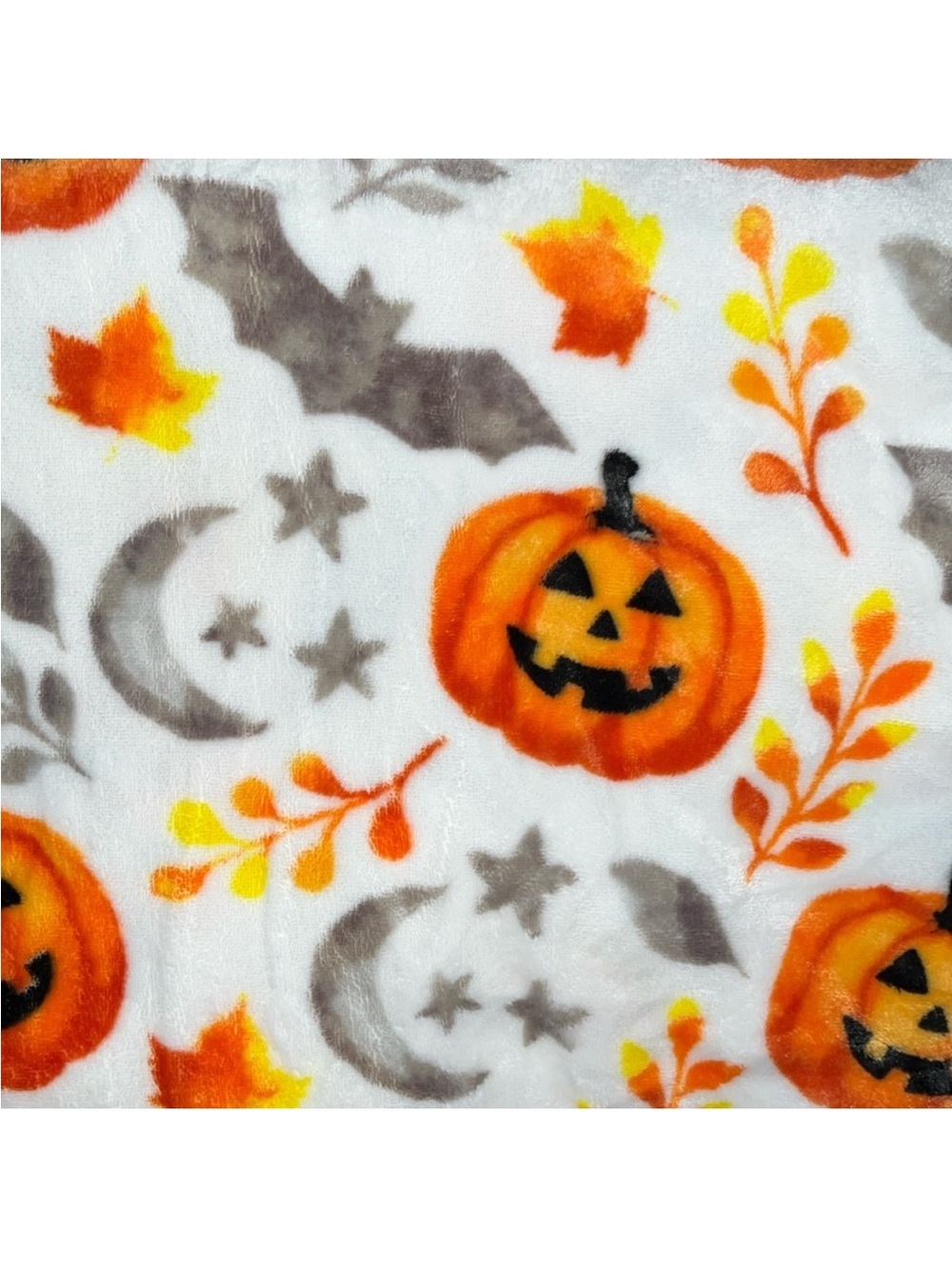 Plush Halloween Pumpkin Throw Blanket - White & Orange